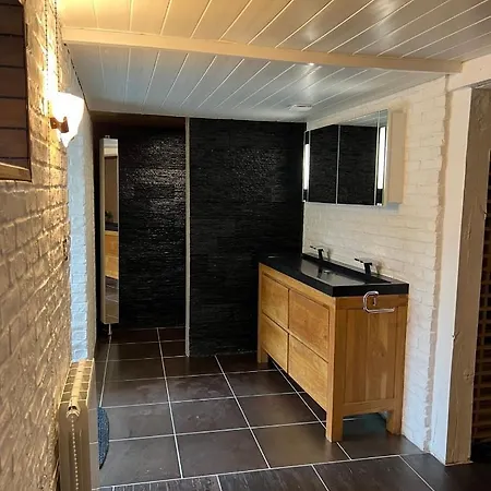 Holiday home Maison Plein Centre Ville Pont-Sainte-Maxence